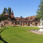 Apartment Le Manoir De Goliath *