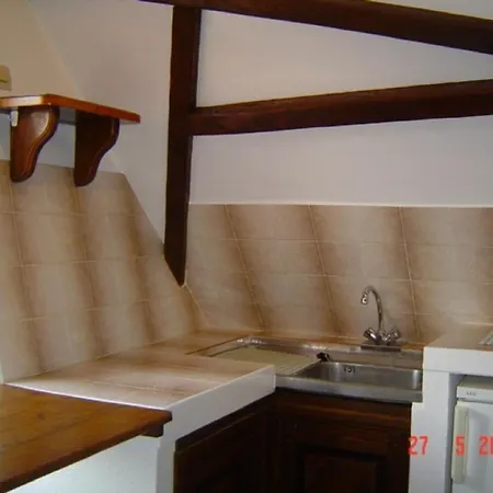 Le Manoir De Goliath Apartment