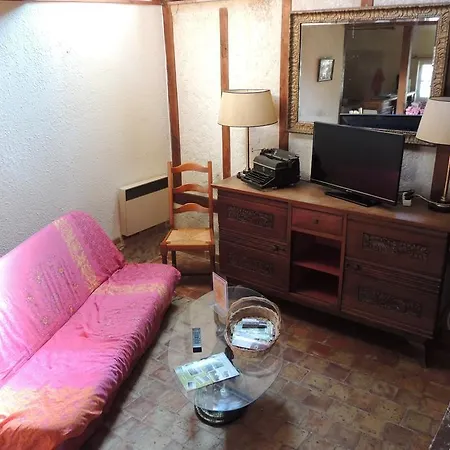 Le Manoir De Goliath Apartment *