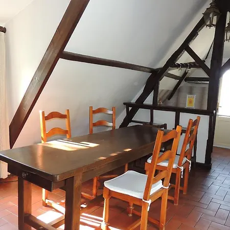 Le Manoir De Goliath Toutainville