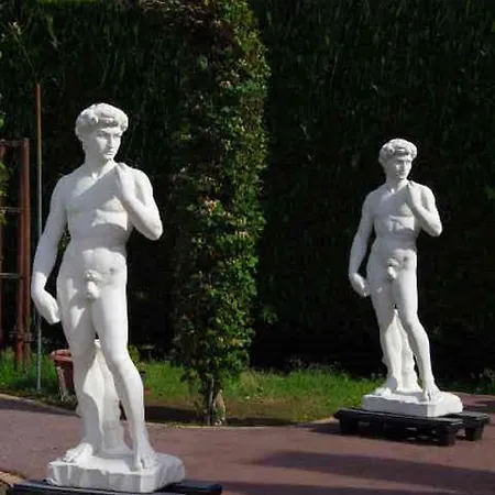 Le Manoir De Goliath Toutainville