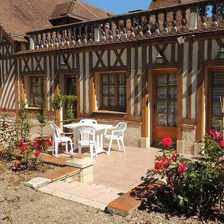 Apartment Le Manoir De Goliath Toutainville