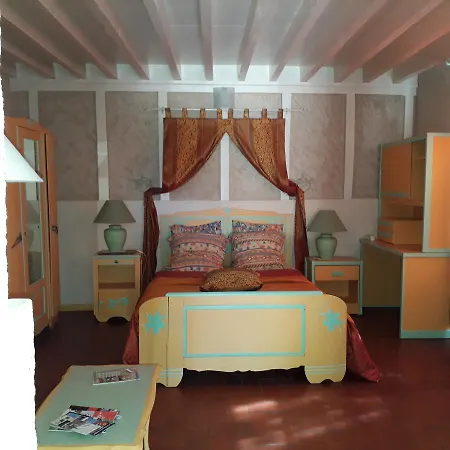 Apartment Le Manoir De Goliath *